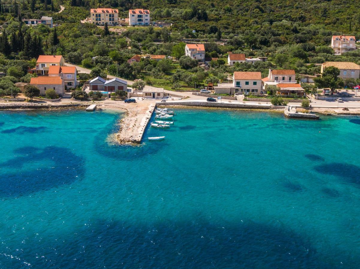 Apartment Kneze Račišće 外观 照片