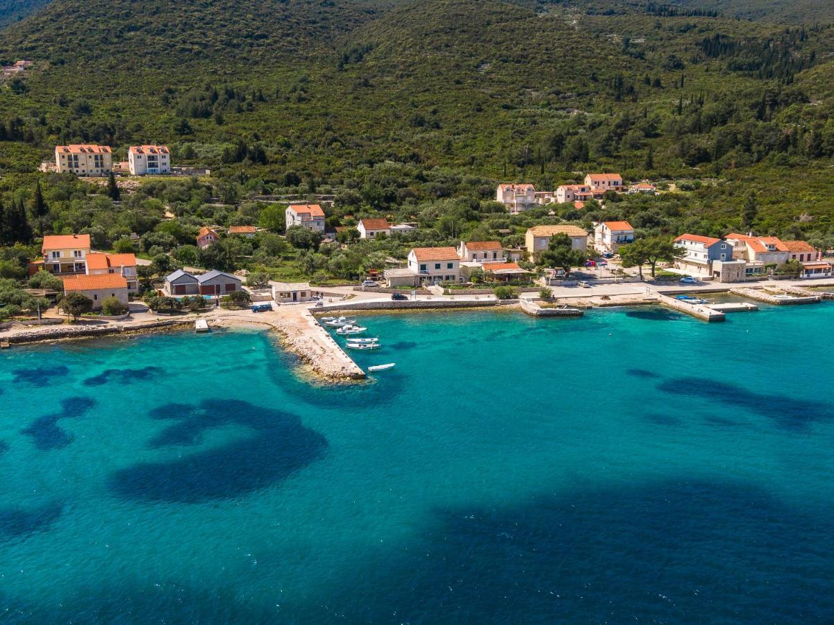 Apartment Kneze Račišće 外观 照片