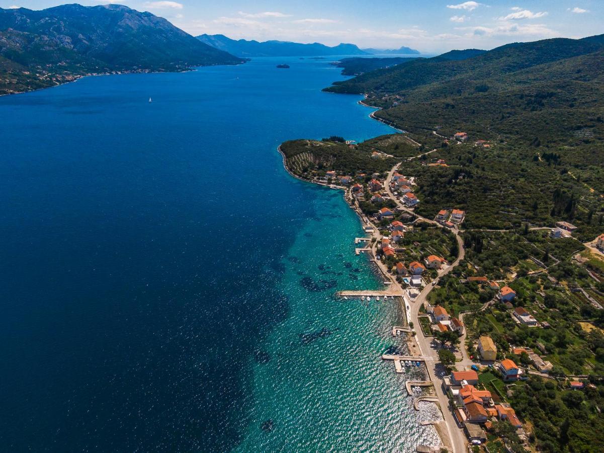 Apartment Kneze Račišće 外观 照片